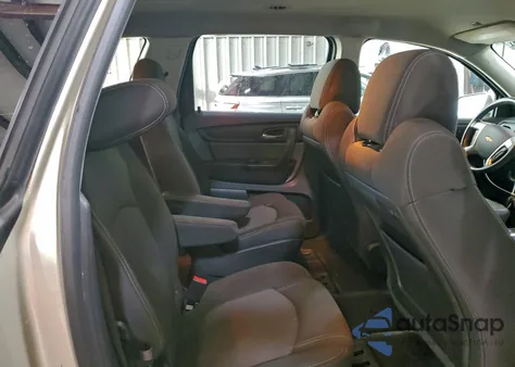 2016 Chevrolet Traverse Lt z USA, uszkodzony, nr VIN 1GNKVGKD3GJ146200